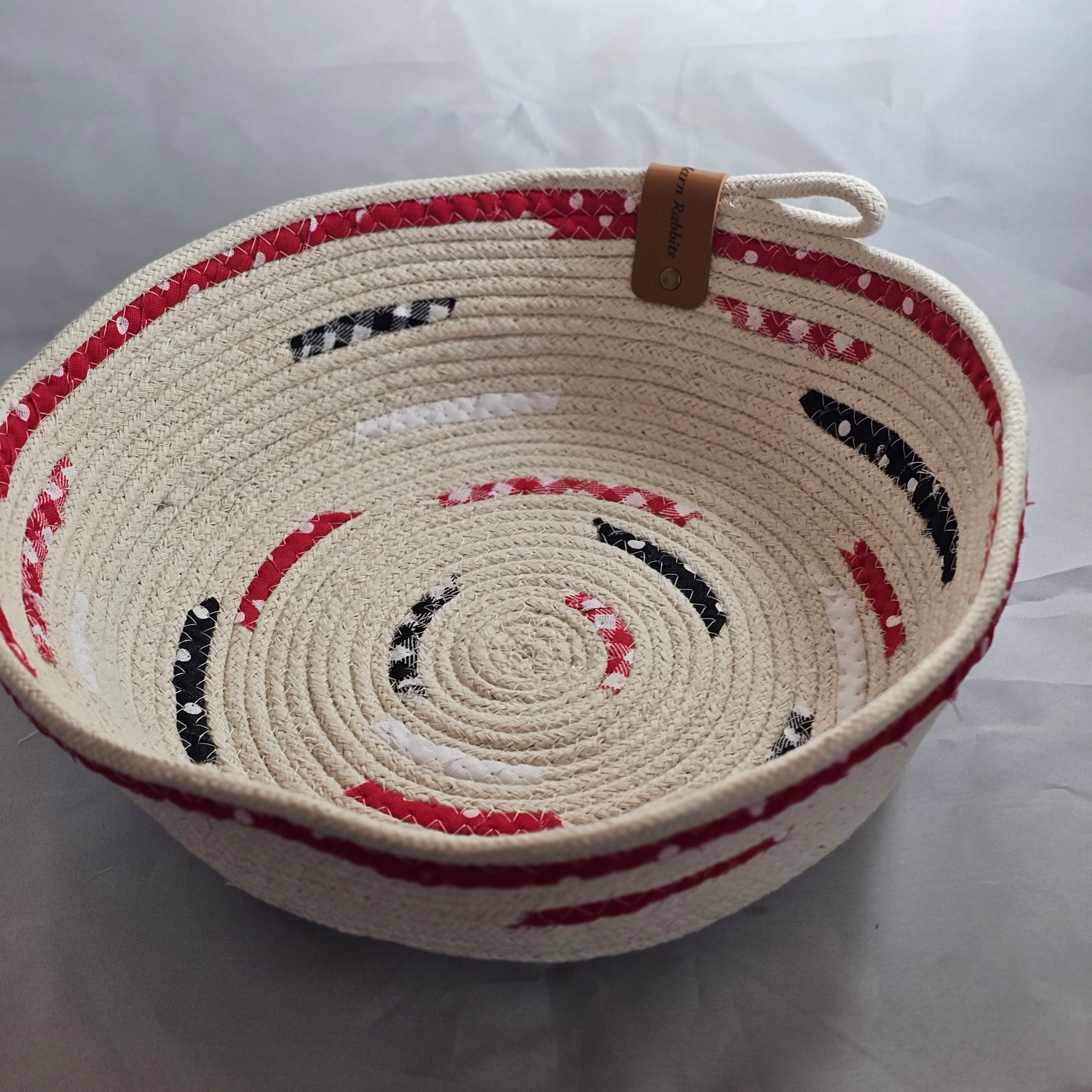 Rope Bowl, Large, Confetti Red, Black & White with Red Band
