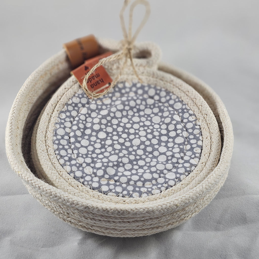 Rope Coaster Set of 4 with Storage Bowl, Grey & White Dot Fabric