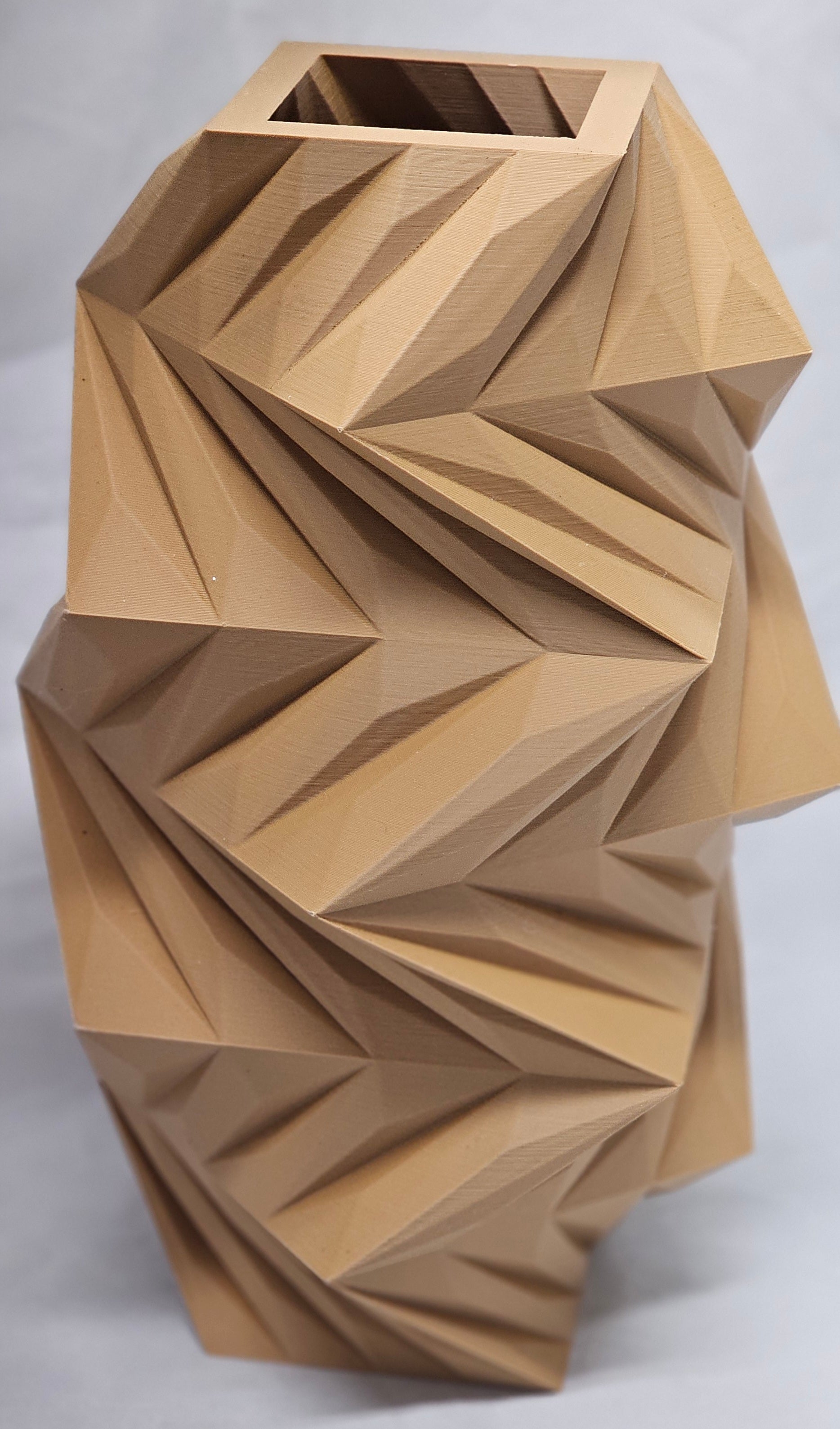 The Twist Vase